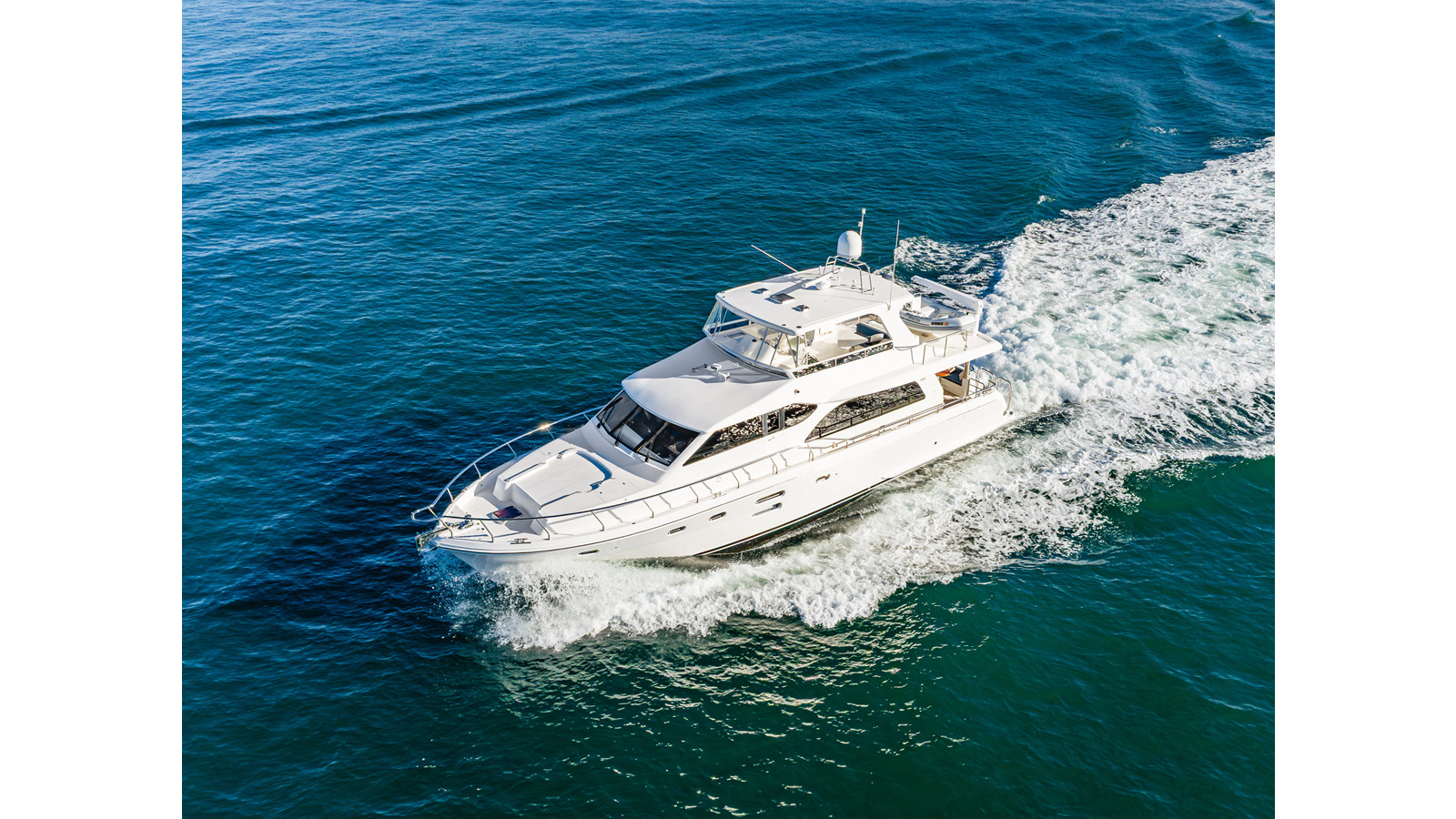 https://arconyachts.ams3.digitaloceanspaces.com/222500/conversions/large_4886485-optimize.jpg