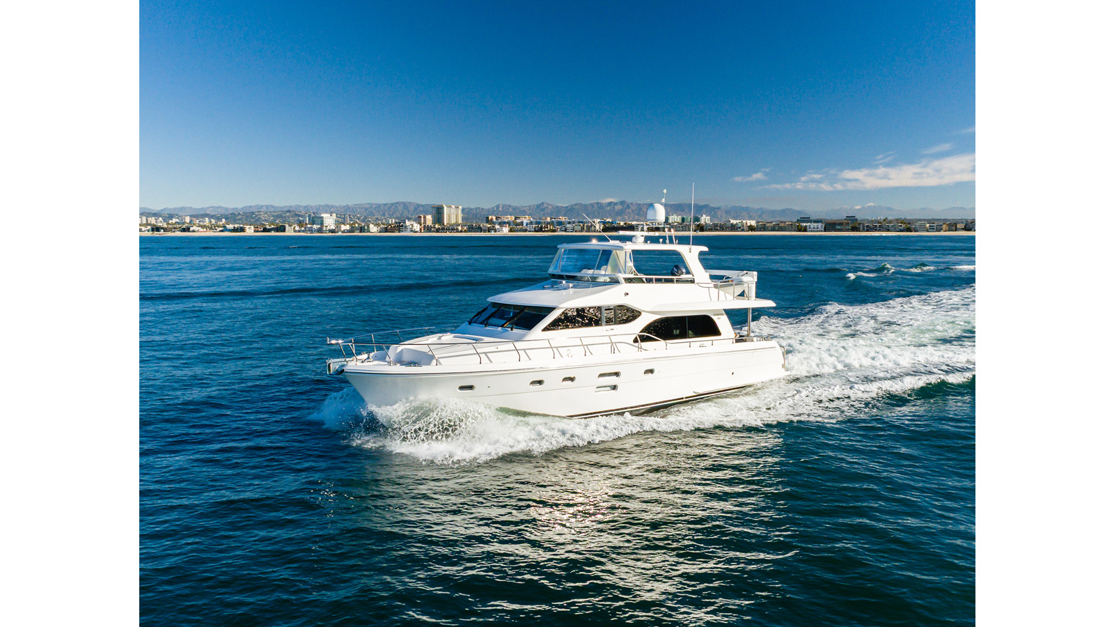https://arconyachts.ams3.digitaloceanspaces.com/222507/conversions/large_4886488-optimize.jpg