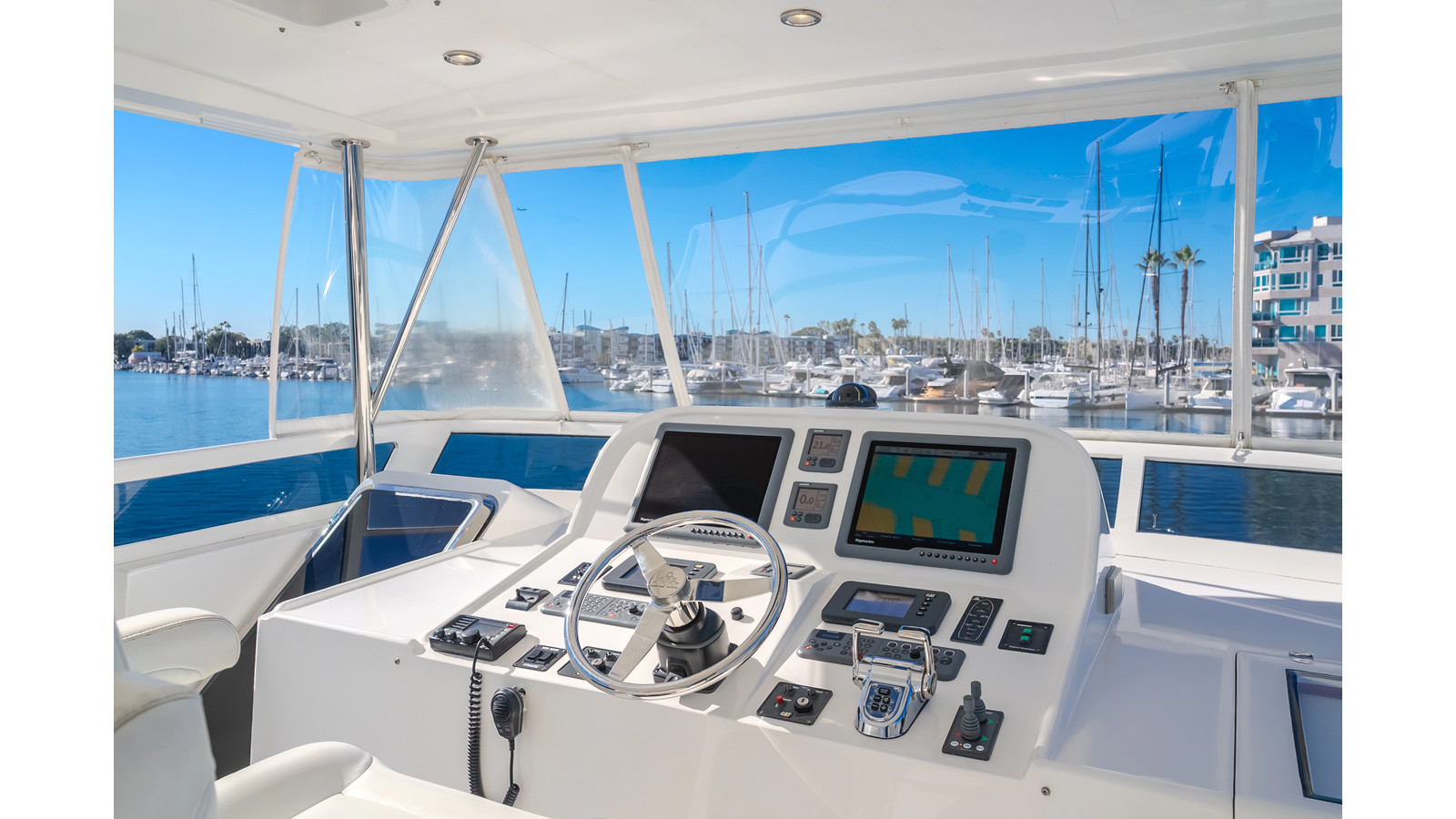https://arconyachts.ams3.digitaloceanspaces.com/222544/conversions/large_4886508-optimize.jpg