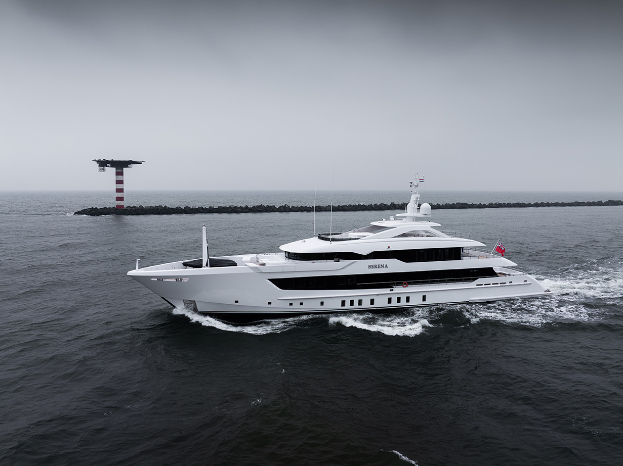 HEESEN 55M STEEL - SERENA