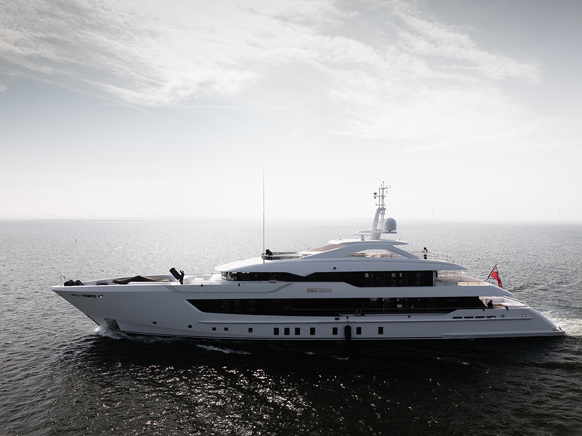 HEESEN 55M STEEL - SERENA