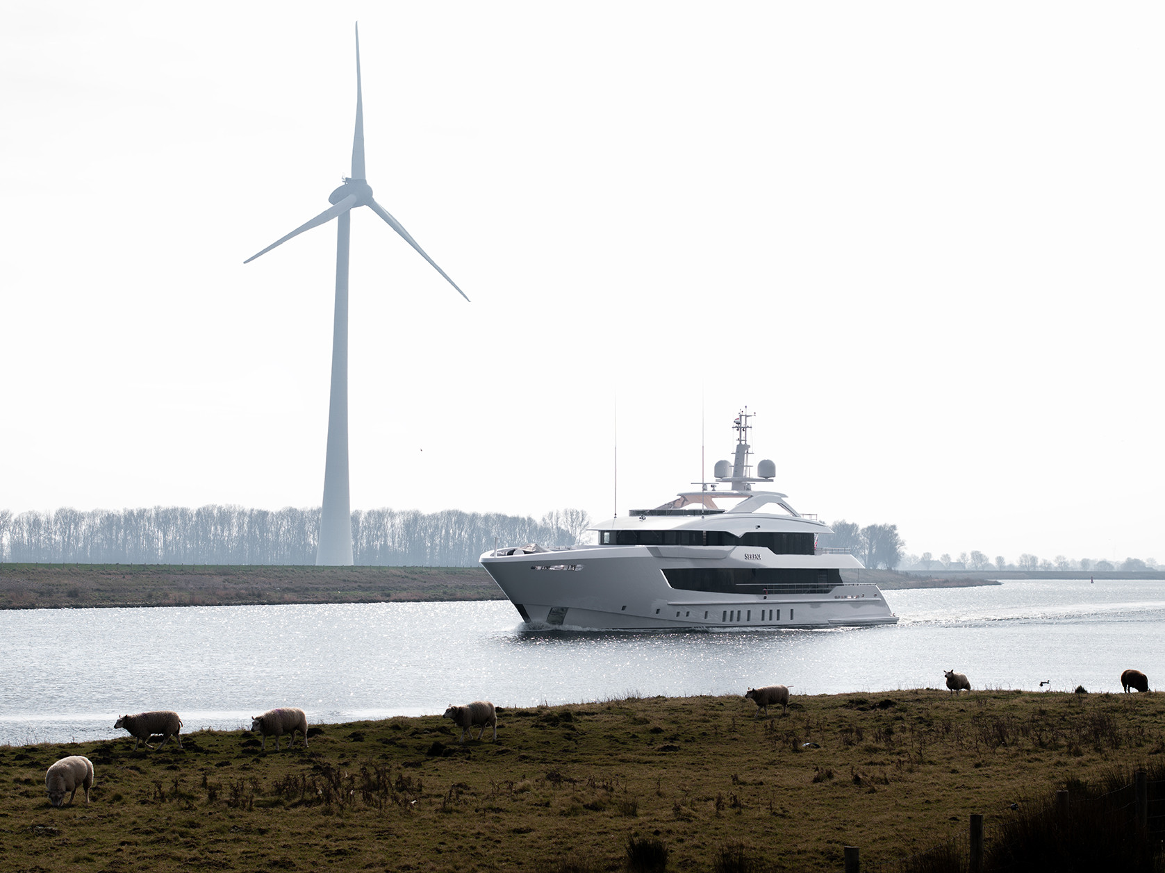 HEESEN 55M STEEL - SERENA