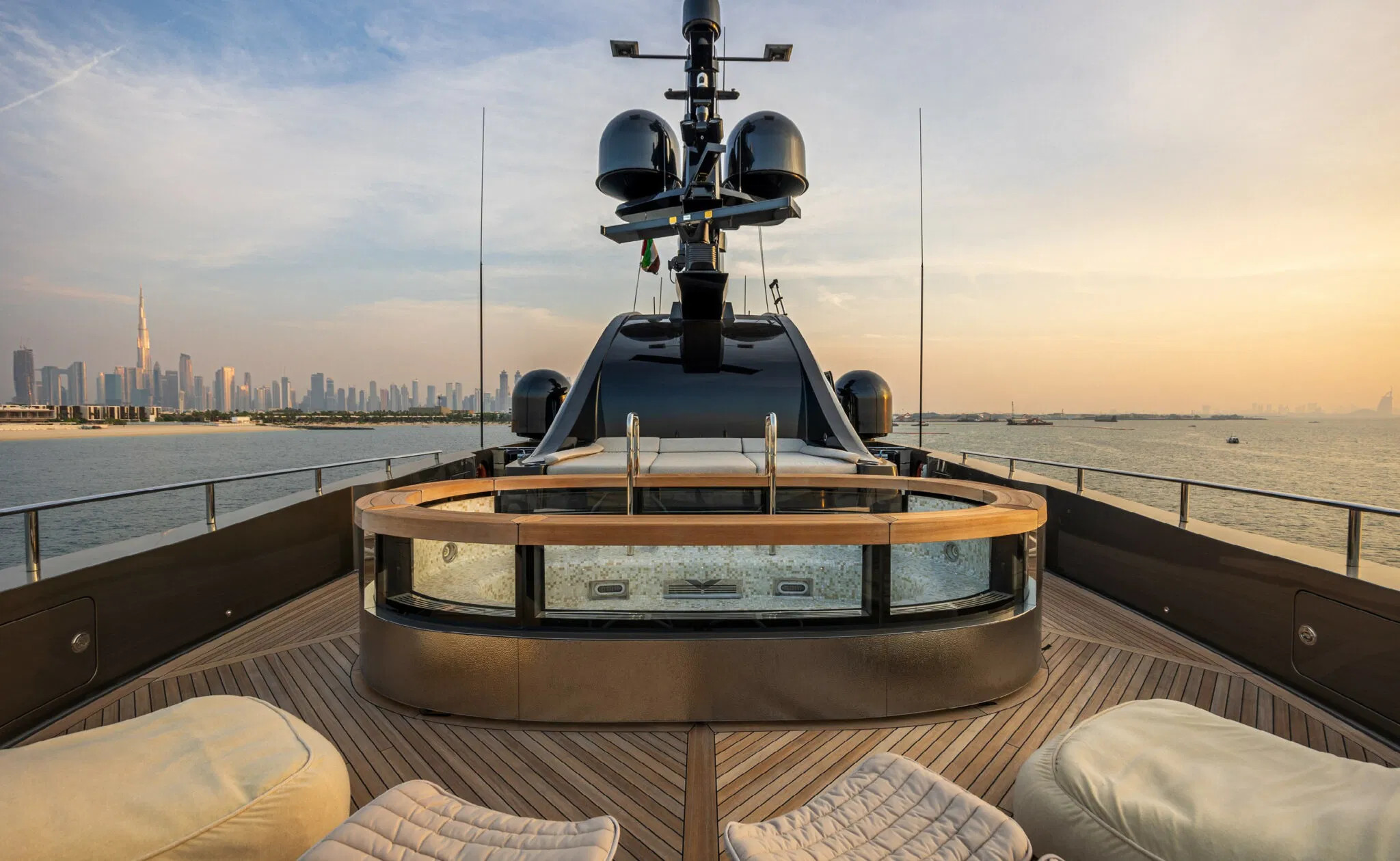 https://arconyachts.ams3.digitaloceanspaces.com/39478/conversions/XYZjwbNrIi7KfDzMWGnwOJ7xObtjGEufyUZWNYJ0-optimize.jpg