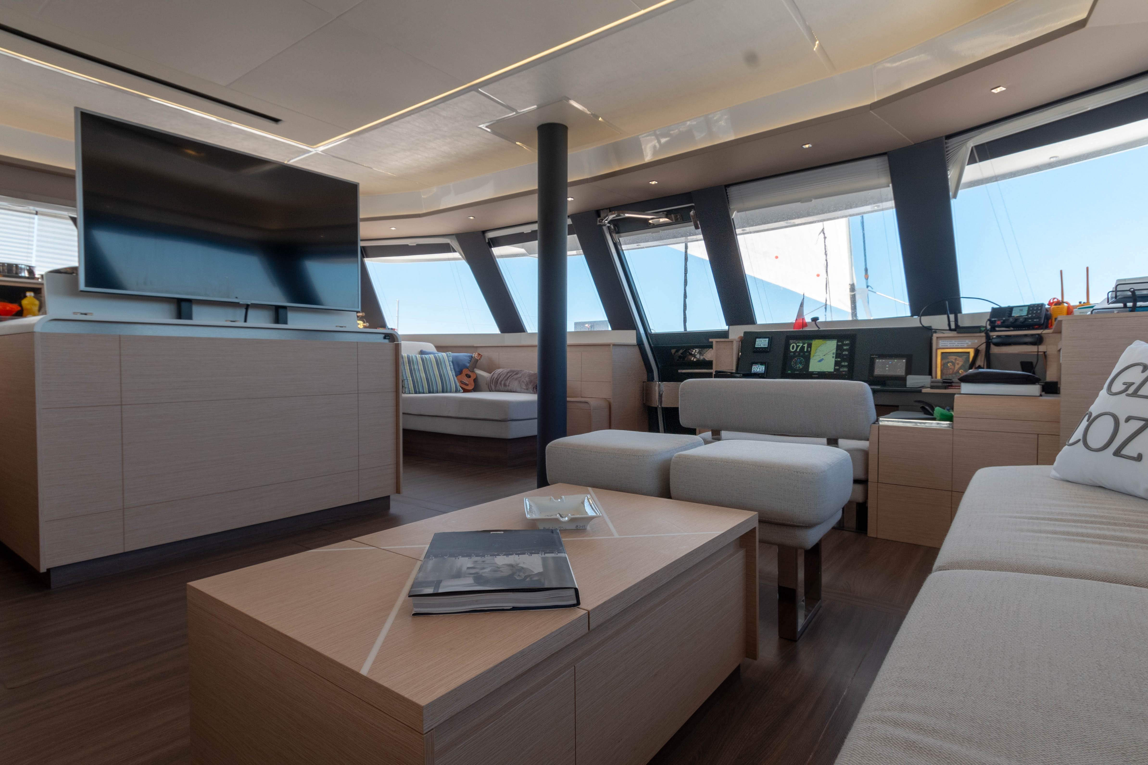 Fountaine Pajot SERENISSIMA