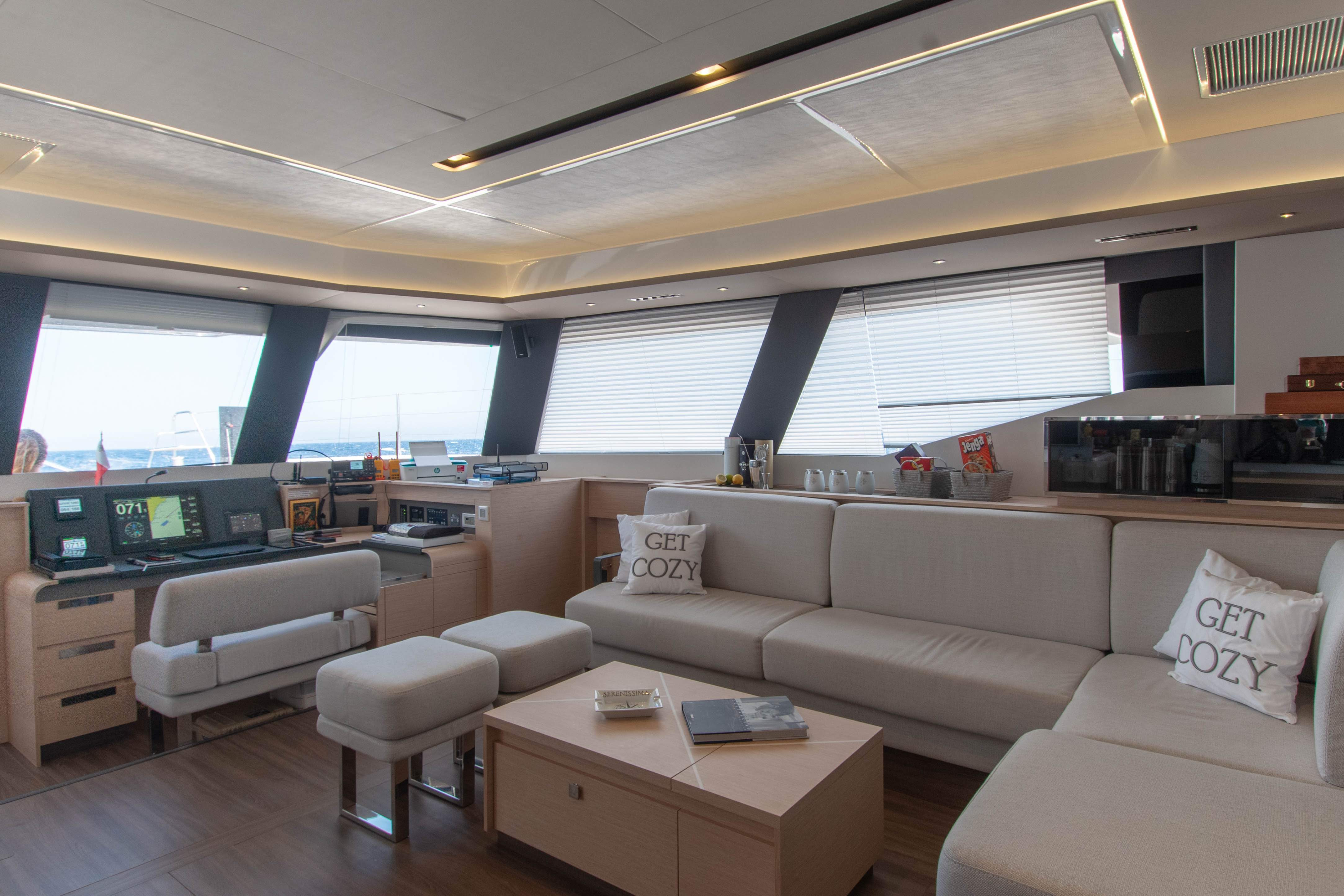 Fountaine Pajot SERENISSIMA