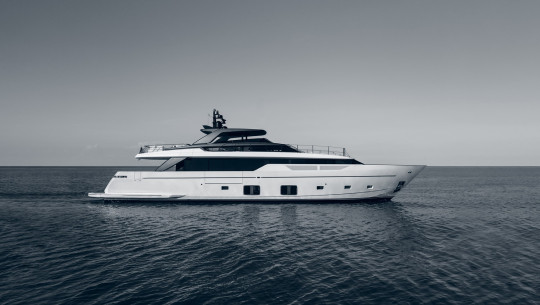 Sanlorenzo SL106 Asymmetric