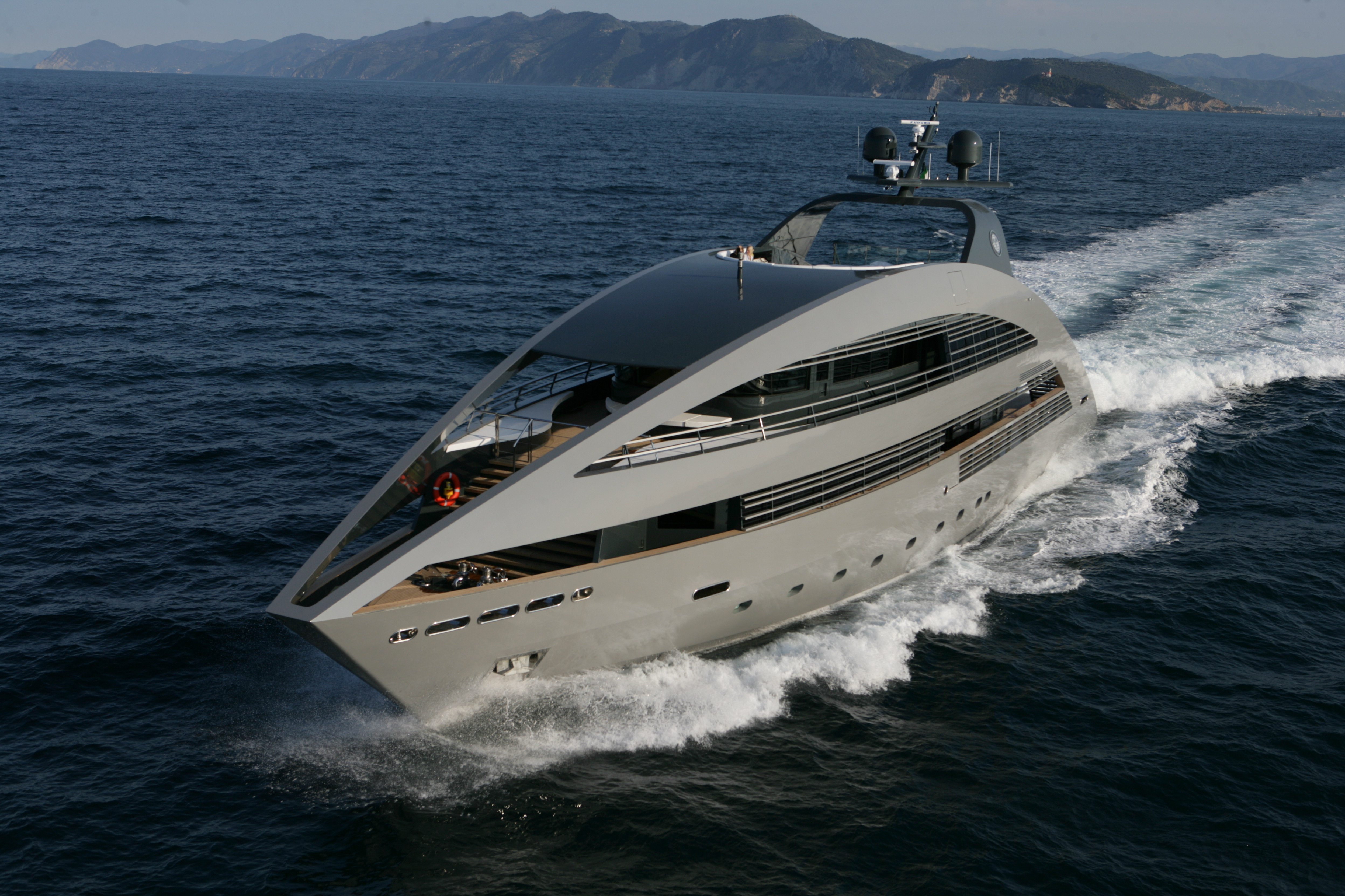 https://arconyachts.ams3.digitaloceanspaces.com/41420/conversions/68_5462471838-optimize.jpg