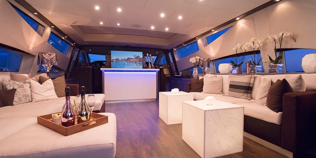 https://arconyachts.ams3.digitaloceanspaces.com/42358/conversions/833_9816020250-optimize.jpg