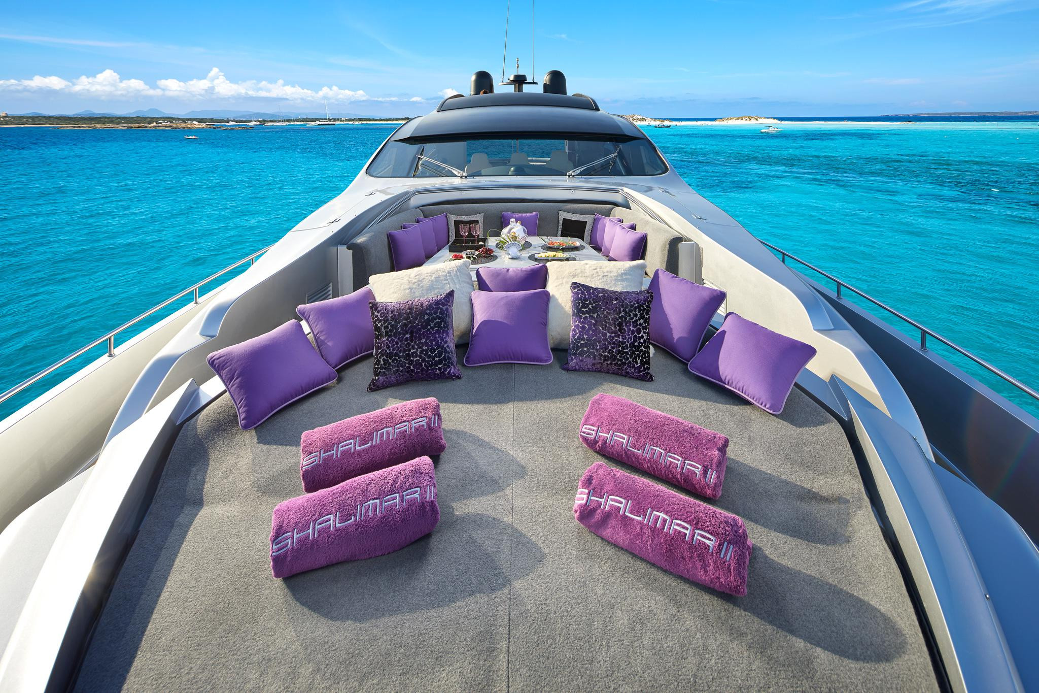 Pershing SHALIMAR II