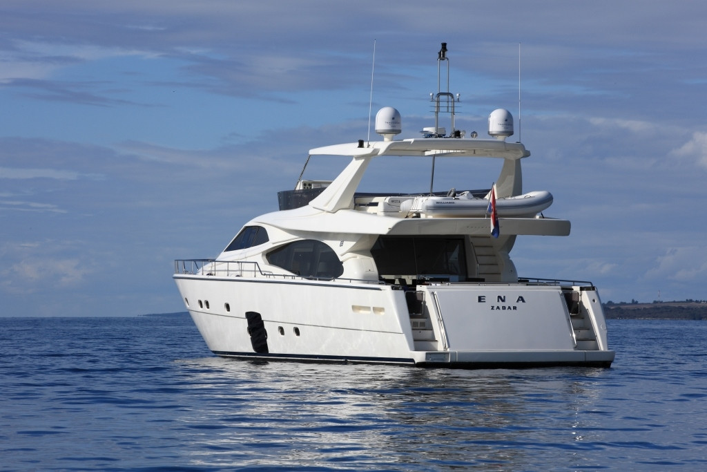 https://arconyachts.ams3.digitaloceanspaces.com/42563/conversions/343_8065086624-optimize.jpg