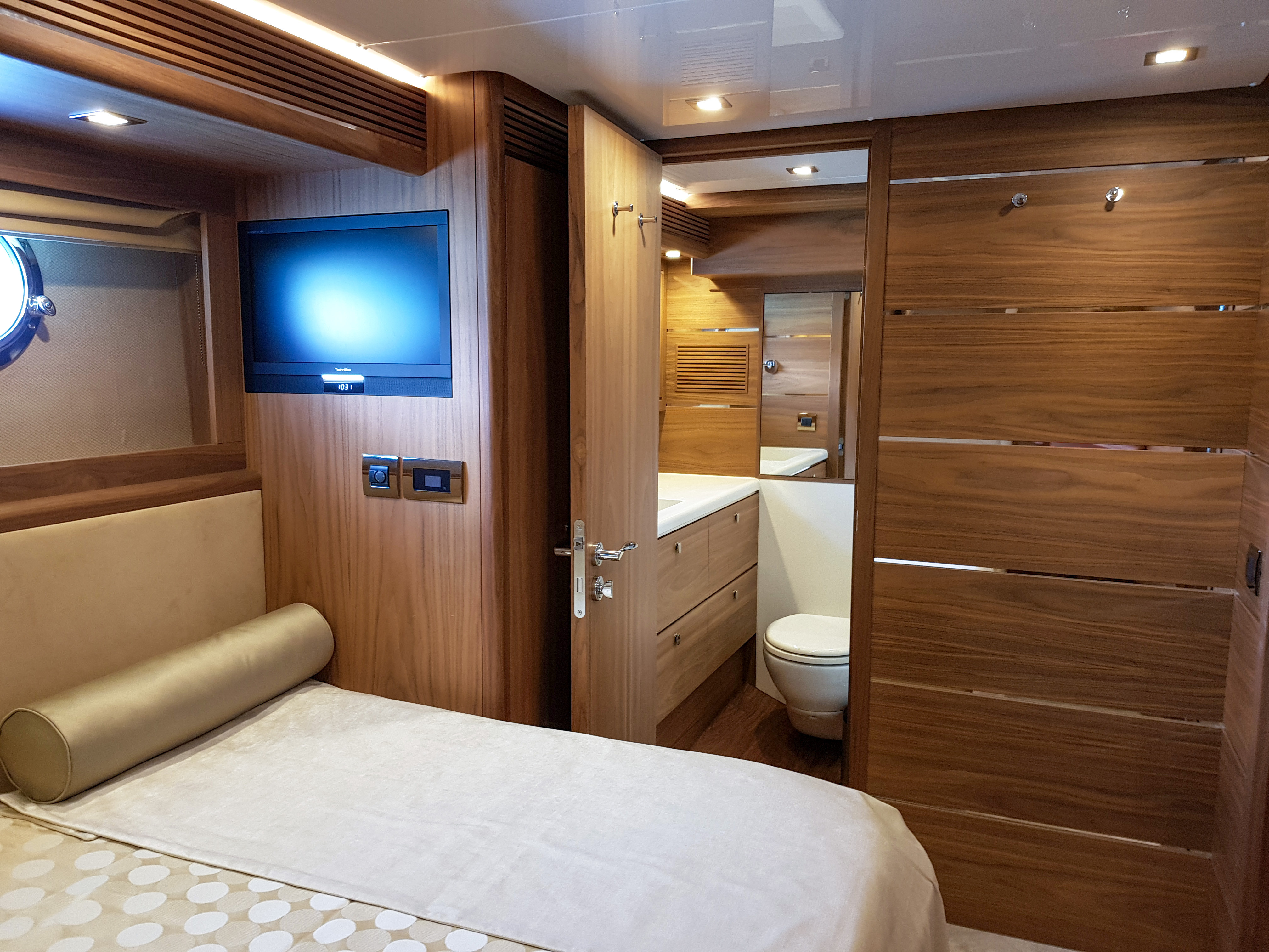 AFINA Continental ll 2300