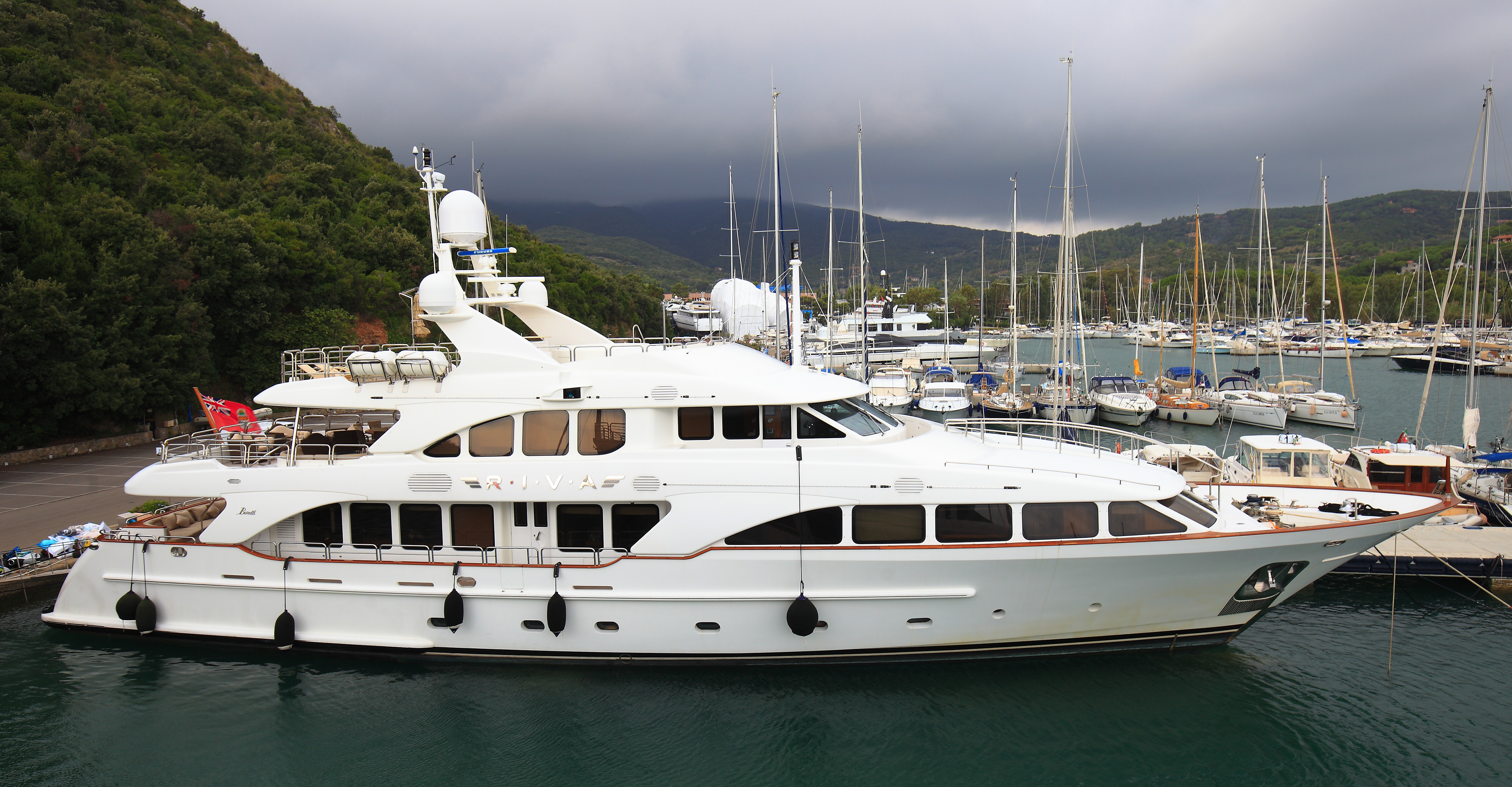 Benetti Classic 37m Riva