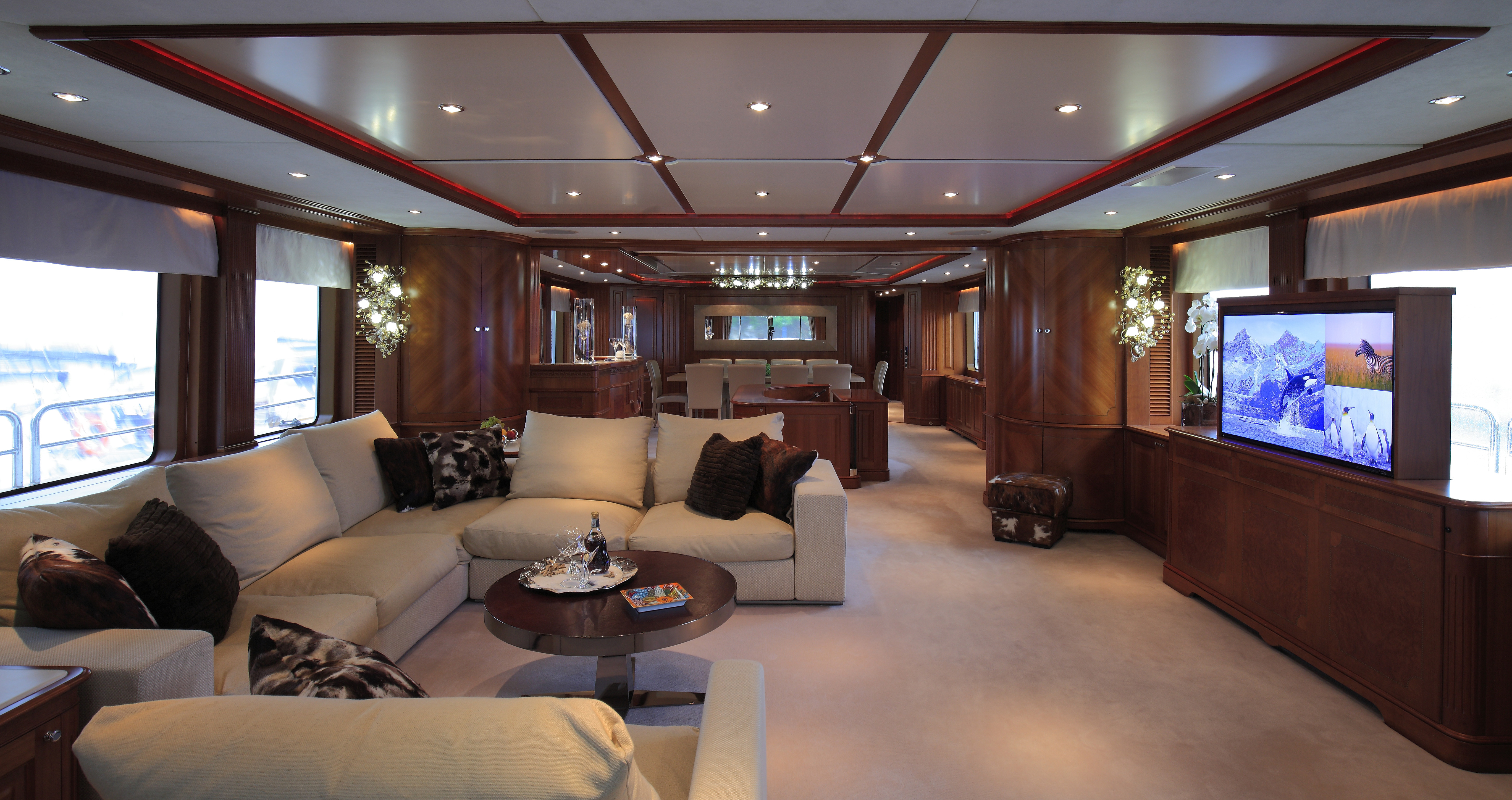 Benetti Classic 37m Riva