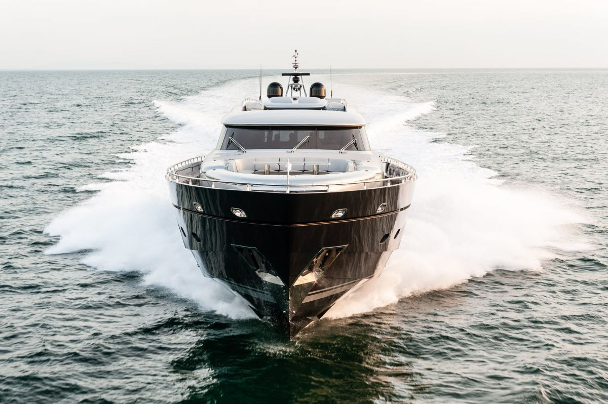 https://arconyachts.ams3.digitaloceanspaces.com/44423/conversions/351_0615210140-optimize.jpg