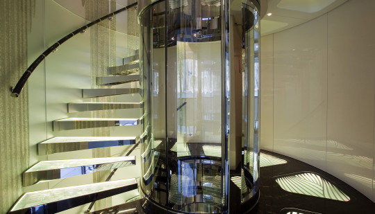 Heesen 55M QUITE ESSENTIAL