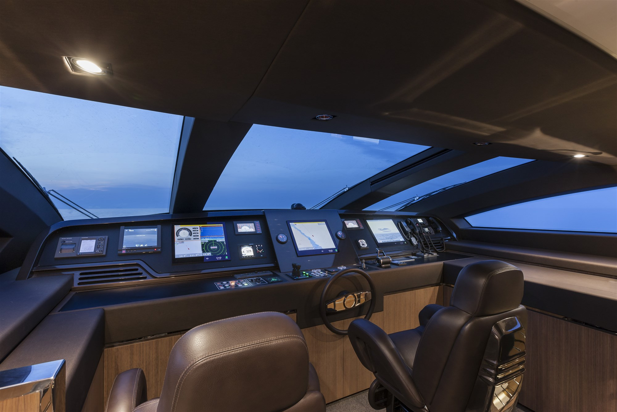 https://arconyachts.ams3.digitaloceanspaces.com/44890/conversions/260_6046646085-optimize.jpg