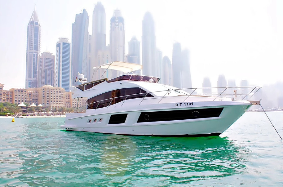 Majesty 48ft
