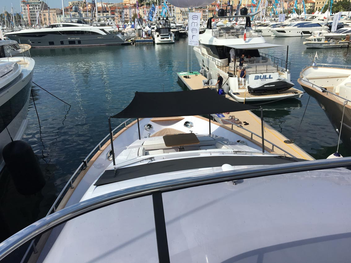 https://arconyachts.ams3.digitaloceanspaces.com/45145/conversions/802_0643616236-optimize.jpg