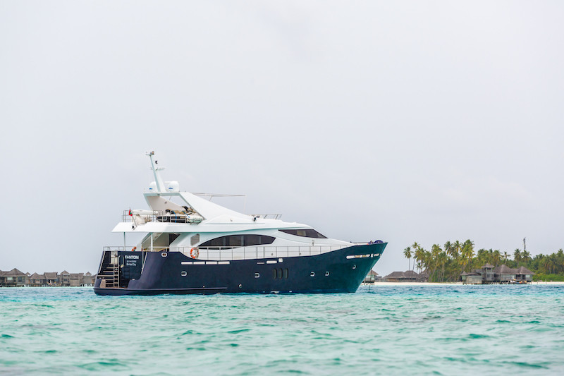 https://arconyachts.ams3.digitaloceanspaces.com/45717/conversions/432_8808593207-optimize.jpg
