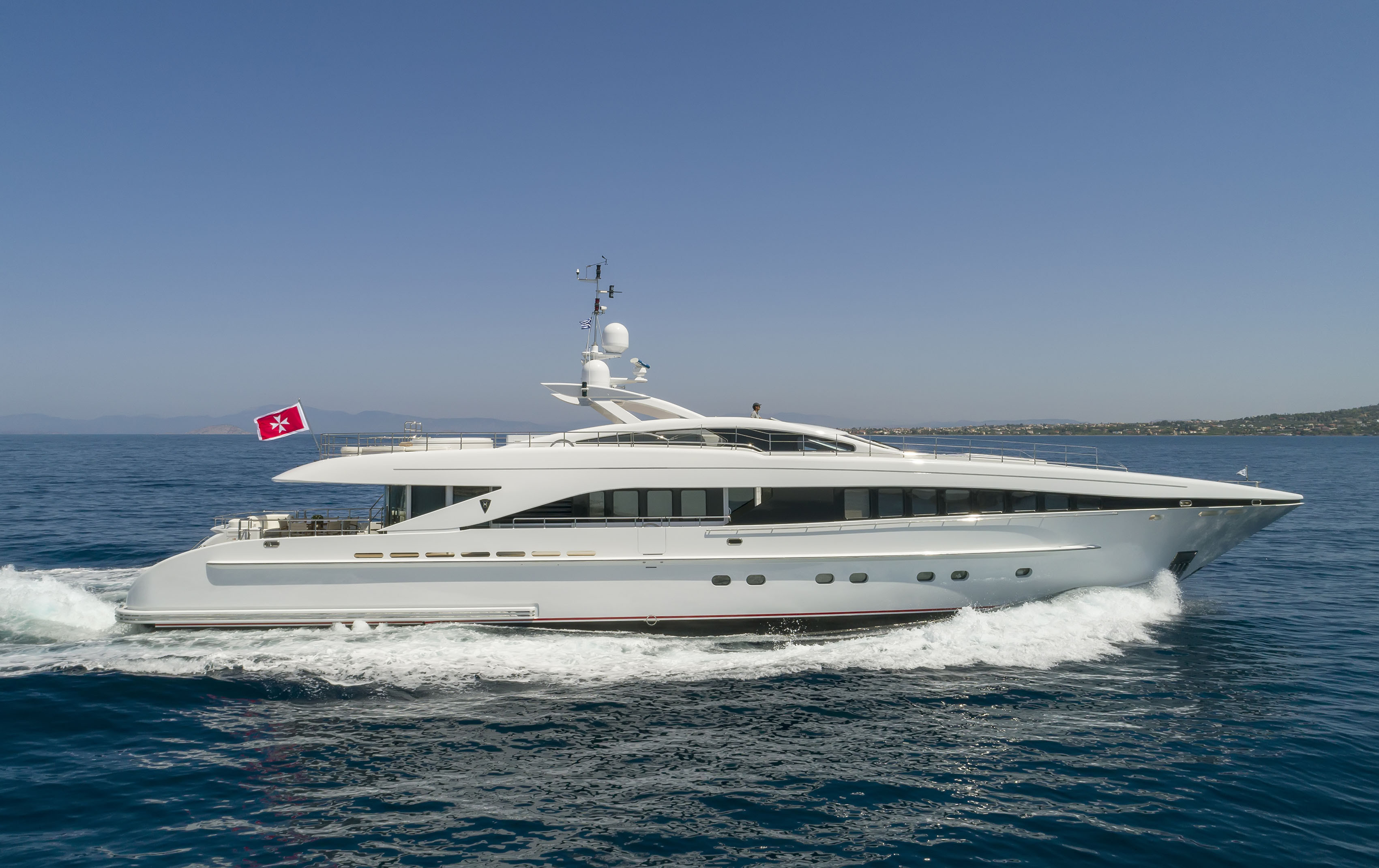 Heesen L'EQUINOX