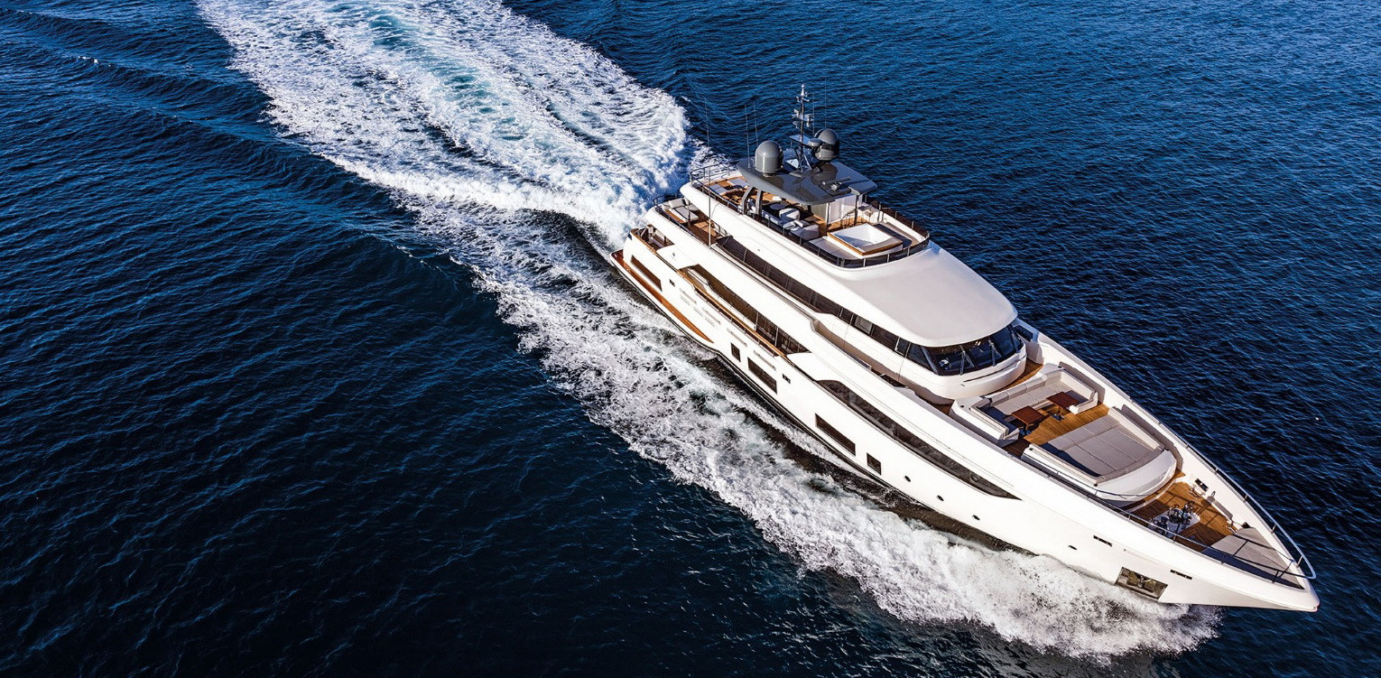 Custom Line Navetta 37