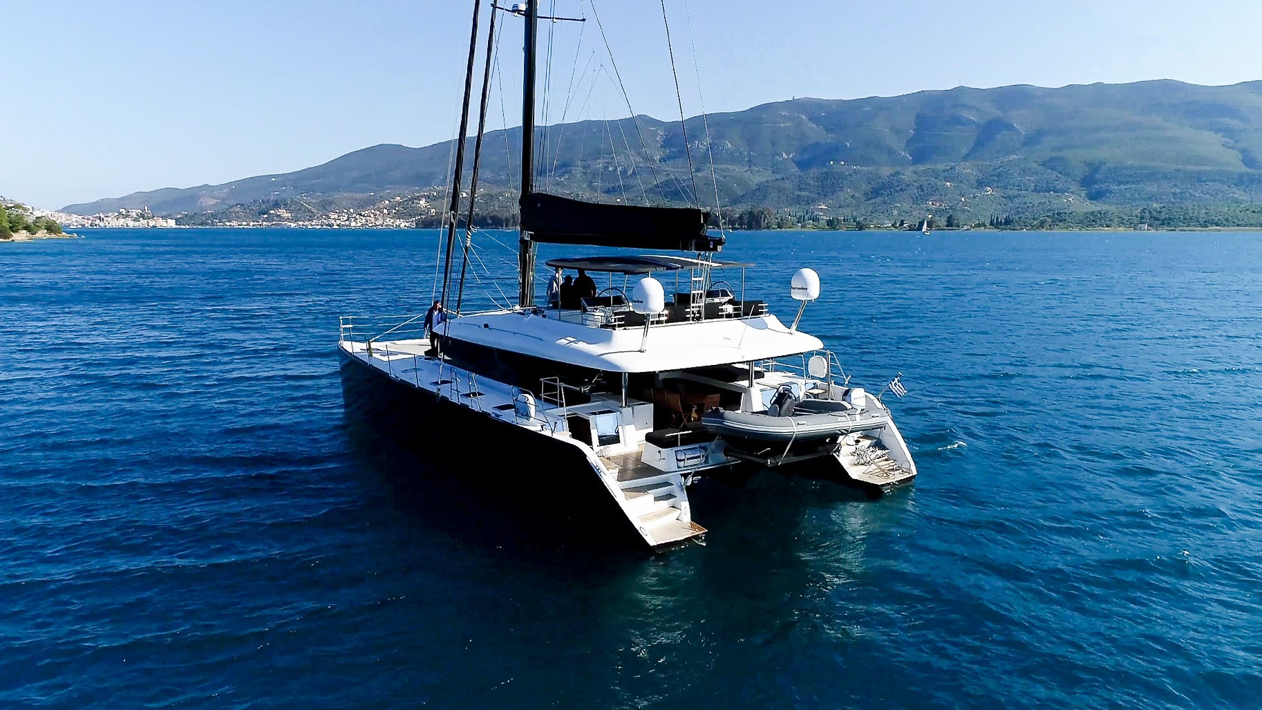 https://arconyachts.ams3.digitaloceanspaces.com/46589/conversions/854_5114739275-optimize.jpg