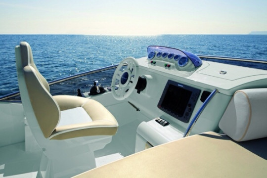 Azimut 48