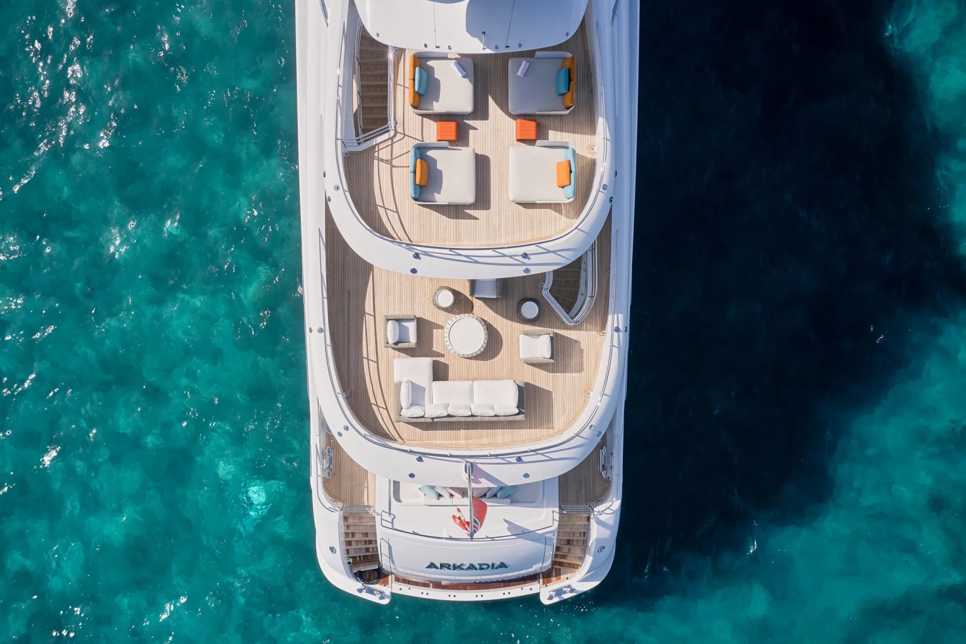 https://arconyachts.ams3.digitaloceanspaces.com/47436/conversions/eeaMv7Bxr6RVMRlQzlmrFUwXO2UkSzKtx7mo3ZGj-optimize.jpg