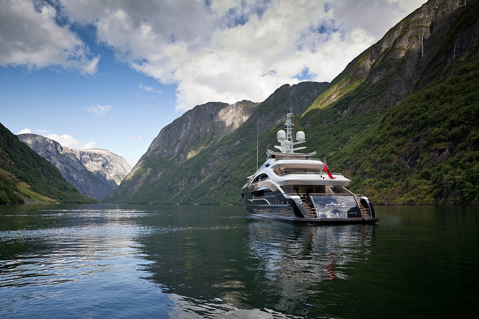 https://arconyachts.ams3.digitaloceanspaces.com/47553/conversions/62_0064804742-optimize.jpg