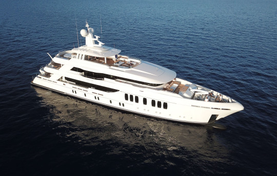 CMB Yachts LIQUID SKY