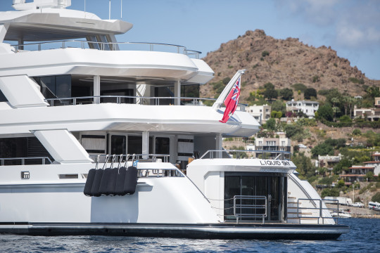 CMB Yachts LIQUID SKY