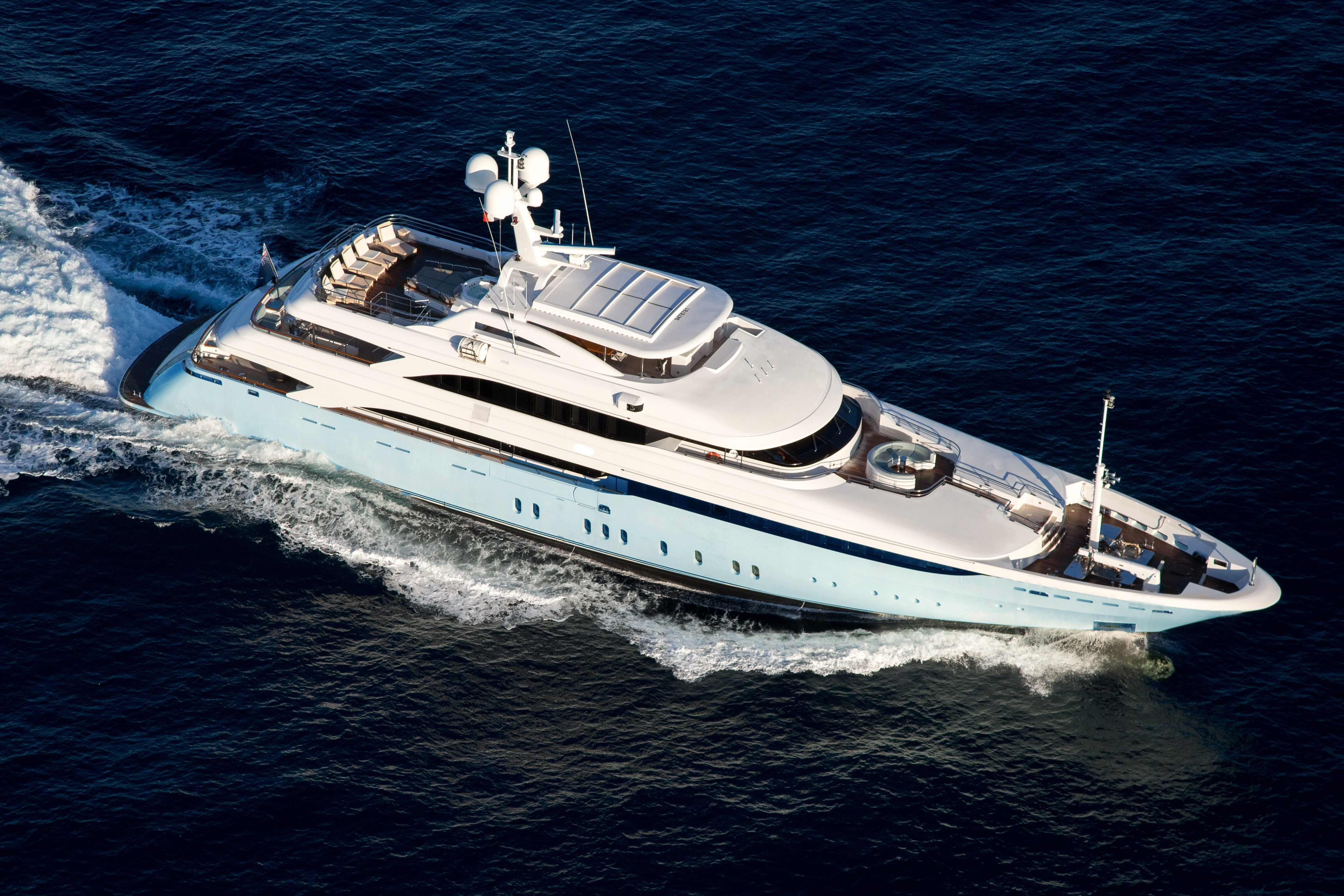 https://arconyachts.ams3.digitaloceanspaces.com/47978/conversions/722_6808681540-optimize.jpg