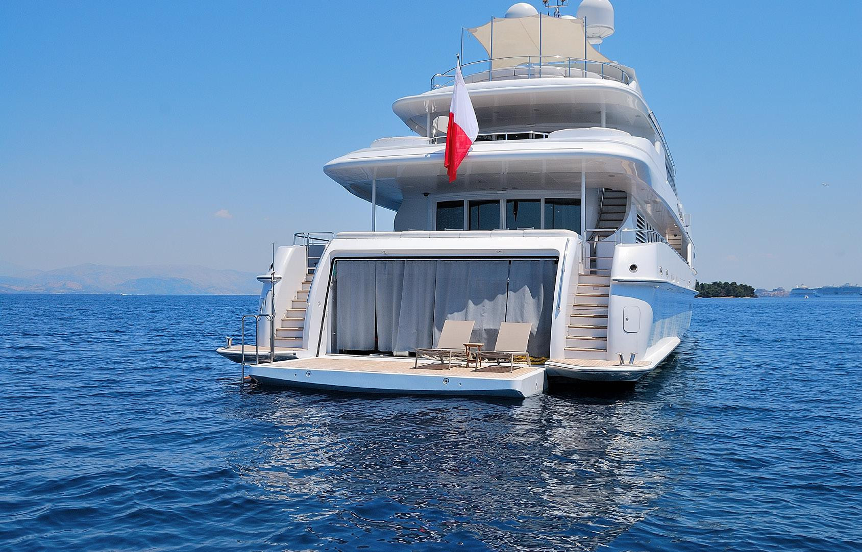 https://arconyachts.ams3.digitaloceanspaces.com/48157/conversions/NeBoSNpTaxzWm10XnmGl5Xe2zEZAwTqLvQO5OBHh-optimize.jpg