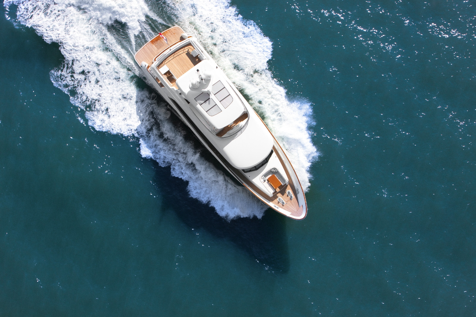 https://arconyachts.ams3.digitaloceanspaces.com/48710/conversions/752_6786982814-optimize.jpg