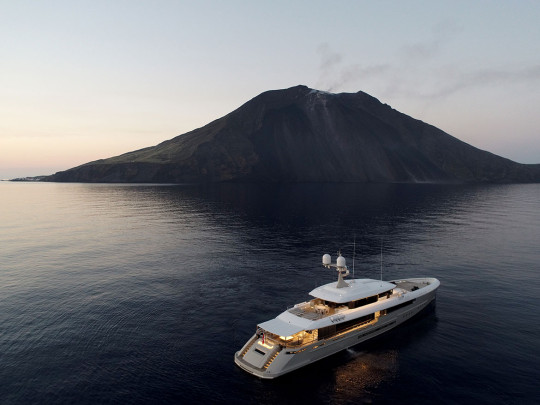 Rossinavi ENDEAVOUR 2