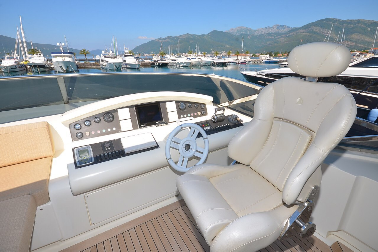Azimut 98 Julia S
