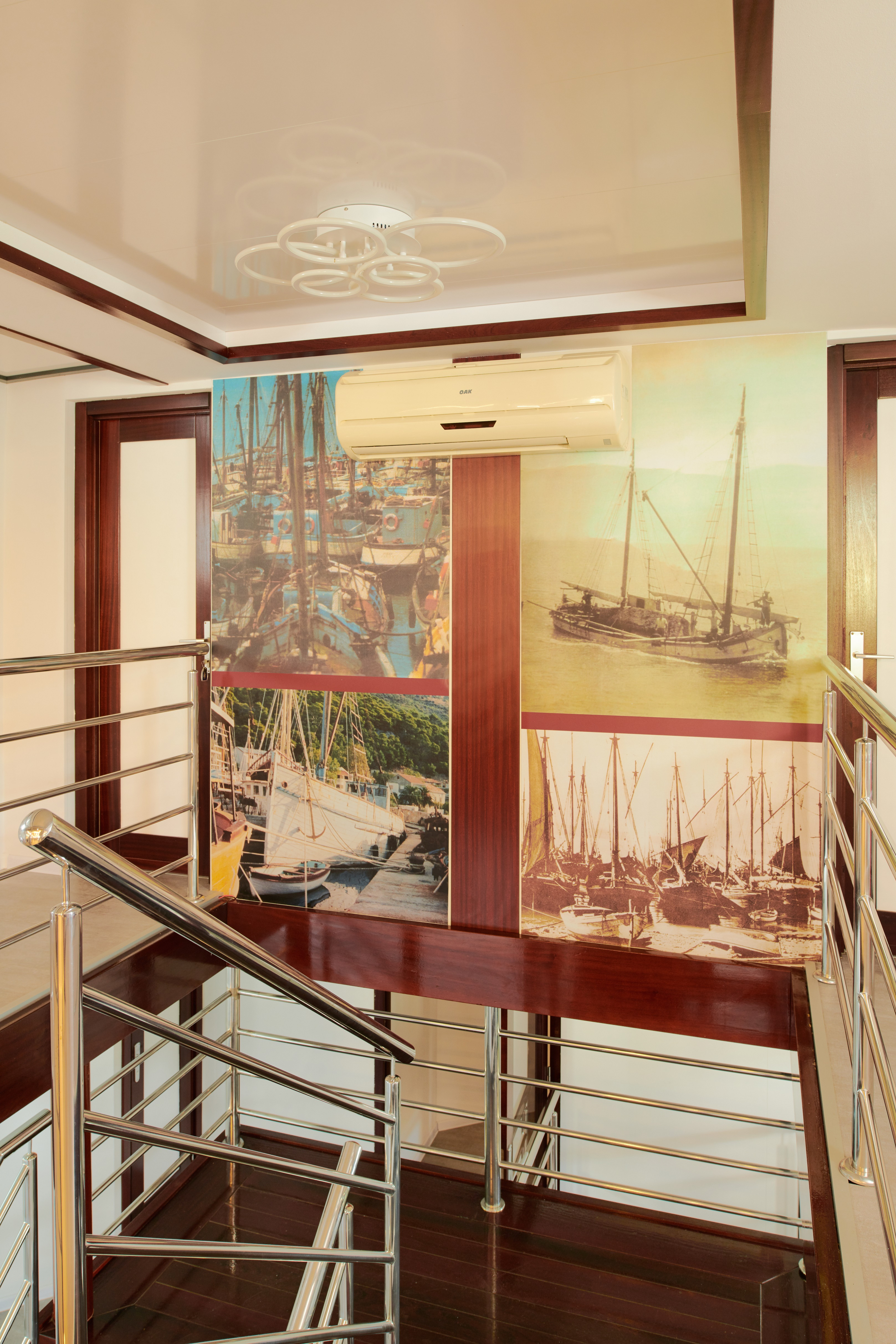 LUPUS MARE MINI CRUISER