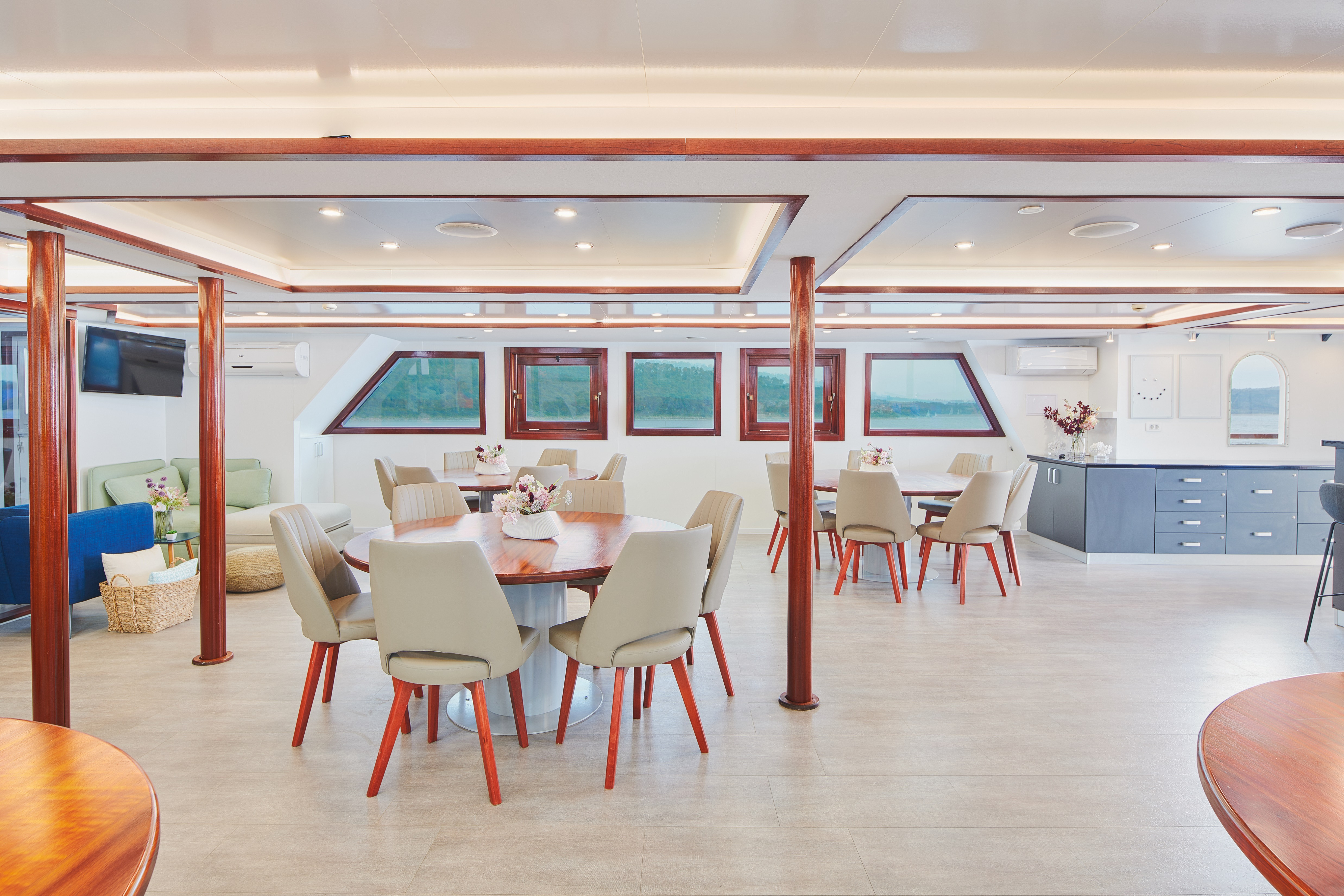 LUPUS MARE MINI CRUISER