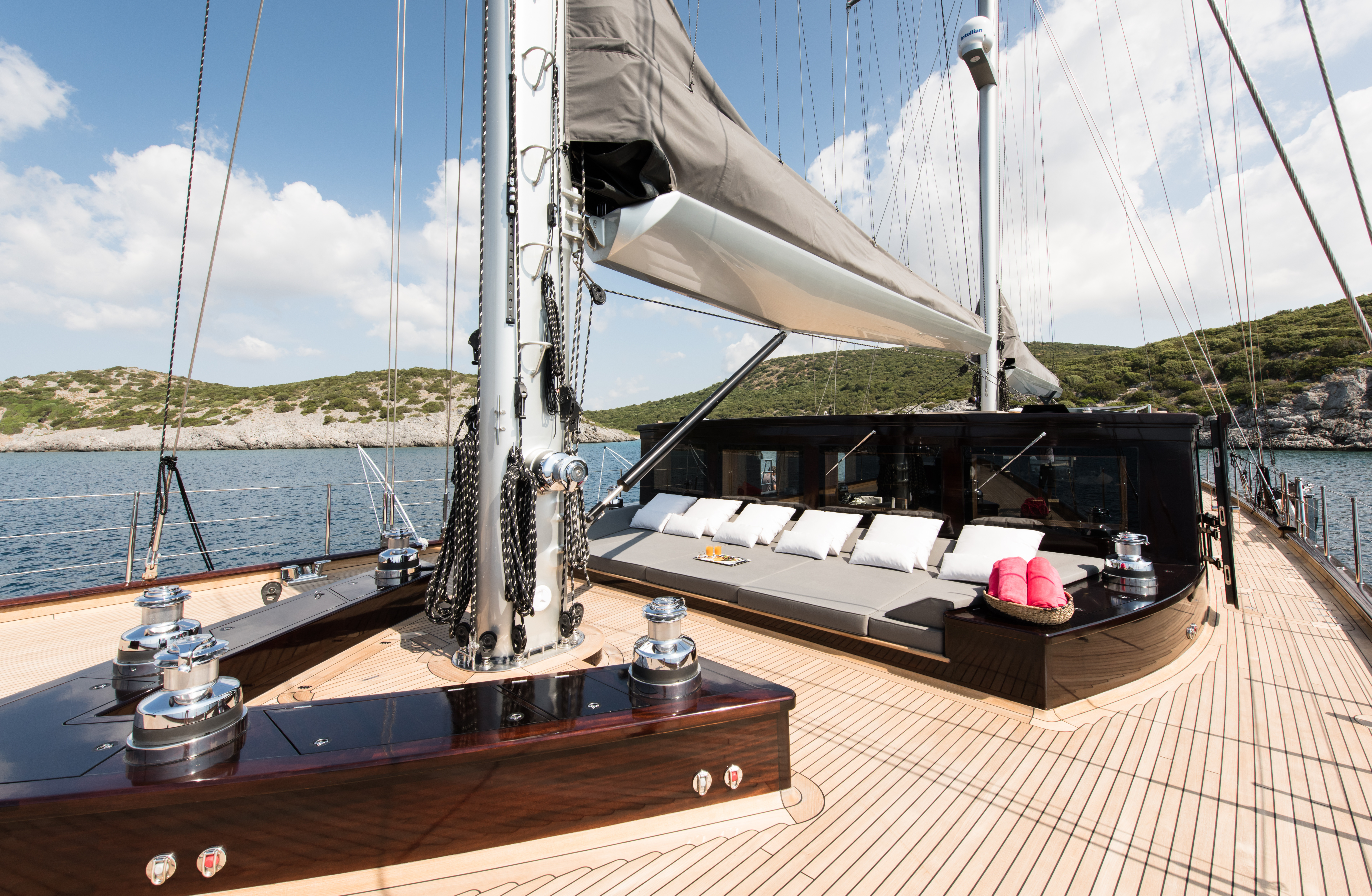 Sailing Ketch ROX STAR 40m