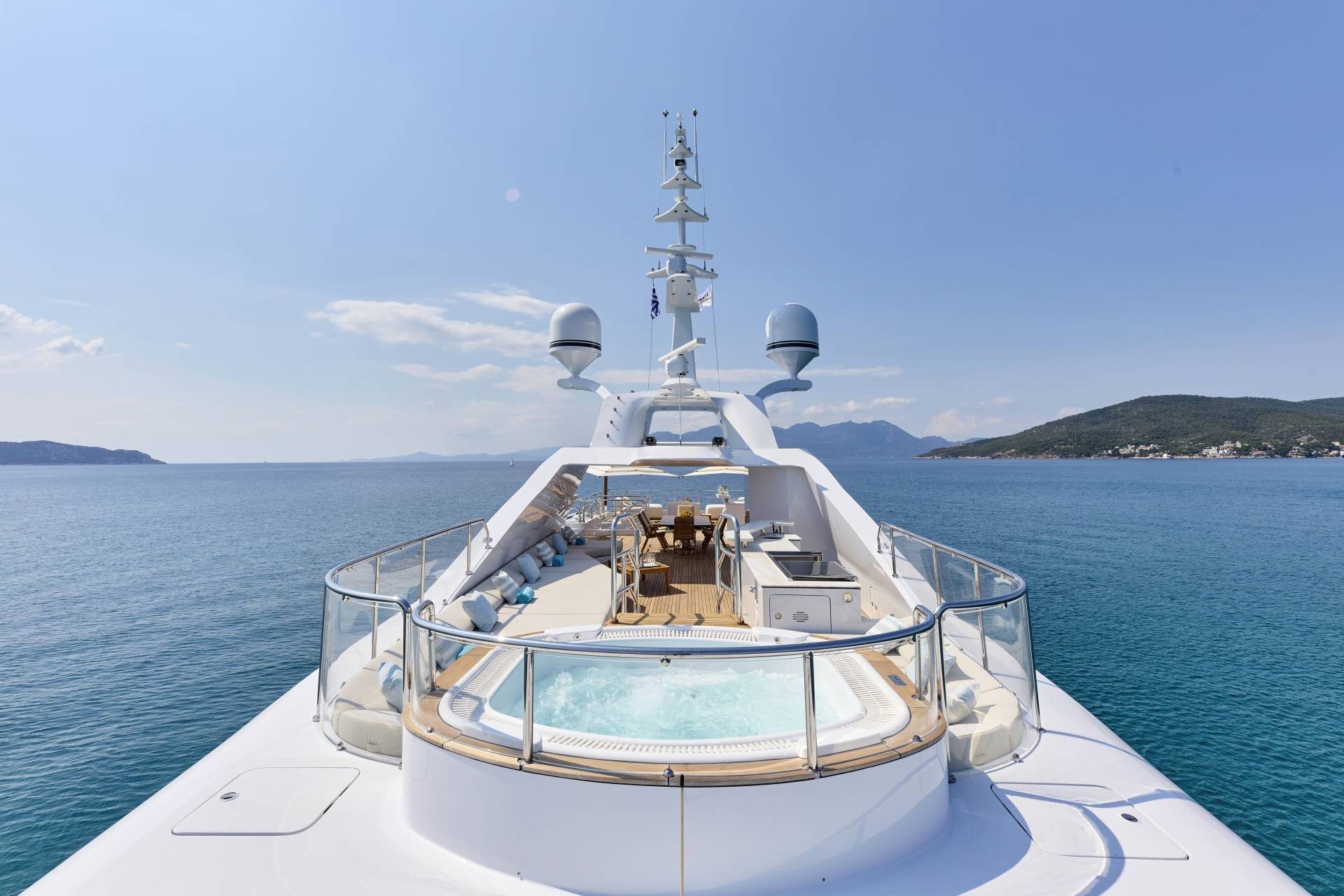 https://arconyachts.ams3.digitaloceanspaces.com/52787/conversions/MqekrTXjXtecvhQBA6AAoPVBLQuj4HZsuUy4Ekmm-optimize.jpg