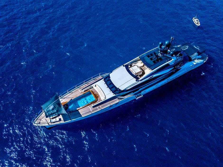 https://arconyachts.ams3.digitaloceanspaces.com/53332/conversions/920_3149096407-optimize.jpg