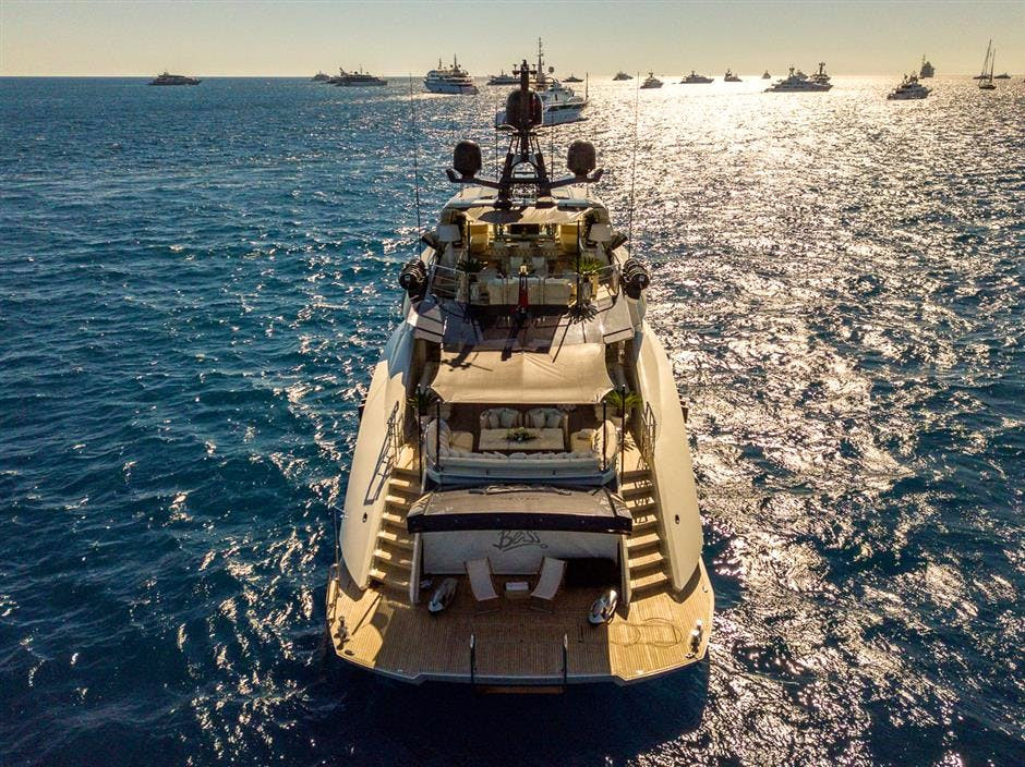 https://arconyachts.ams3.digitaloceanspaces.com/53334/conversions/920_3398656379-optimize.jpg
