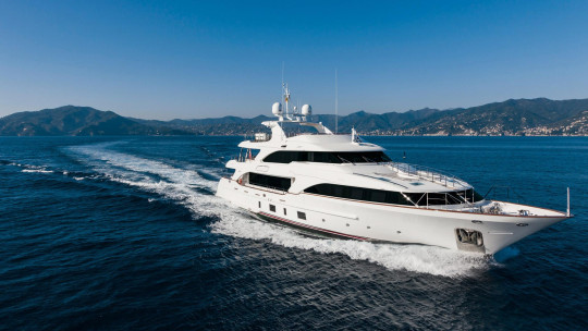 Benetti Classic 121'