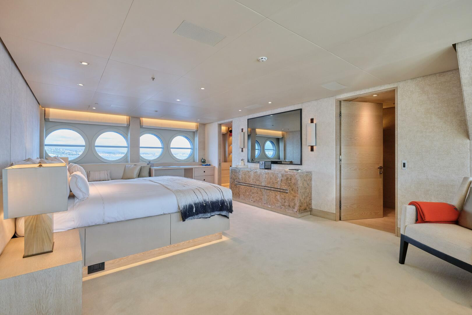 https://arconyachts.ams3.digitaloceanspaces.com/54970/conversions/XNYjMSWrL6bMoydnRJkZdA4wlAyaI5pTKTIRpGoI-optimize.jpg
