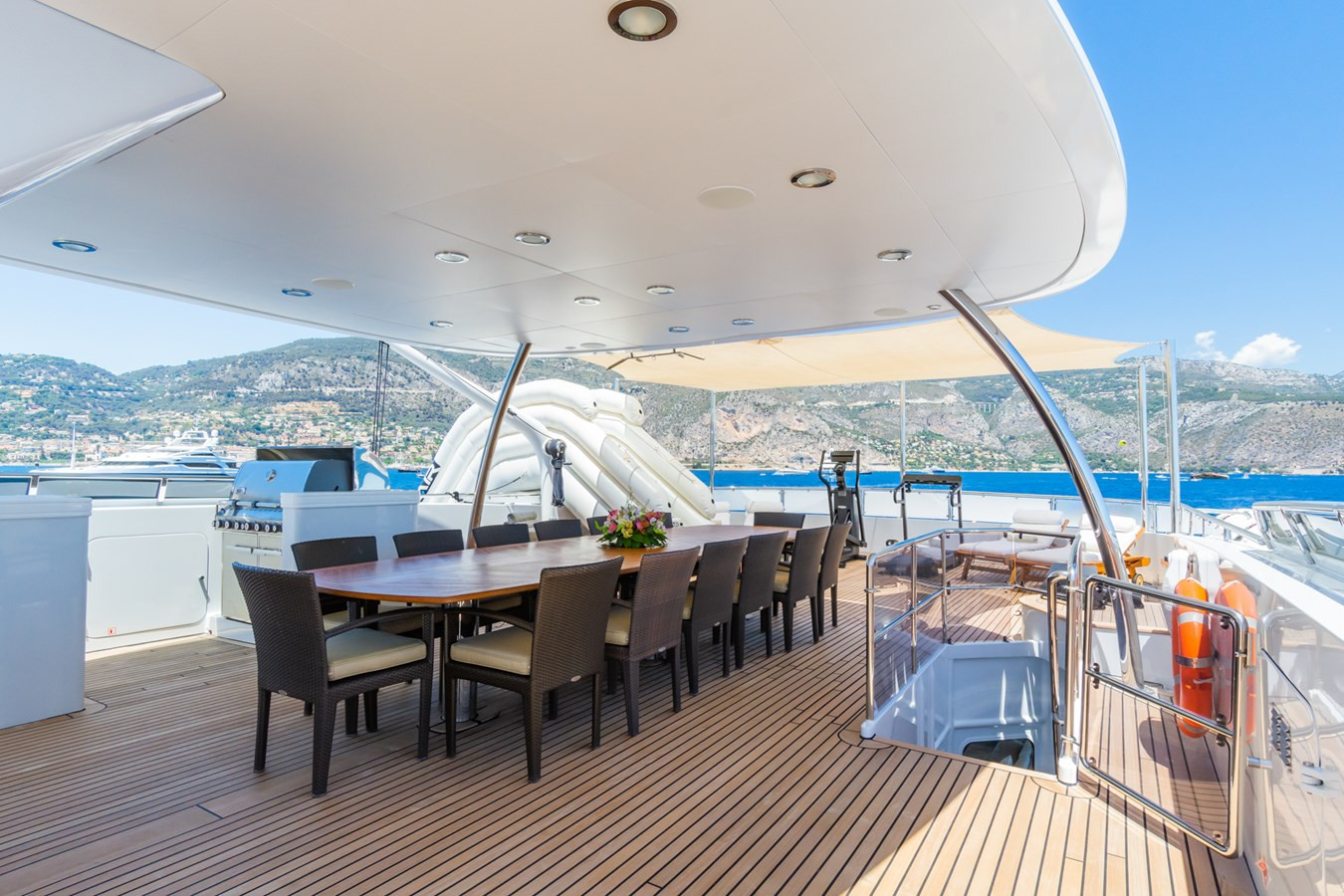 https://arconyachts.ams3.digitaloceanspaces.com/55872/conversions/large_4818674-optimize.jpg