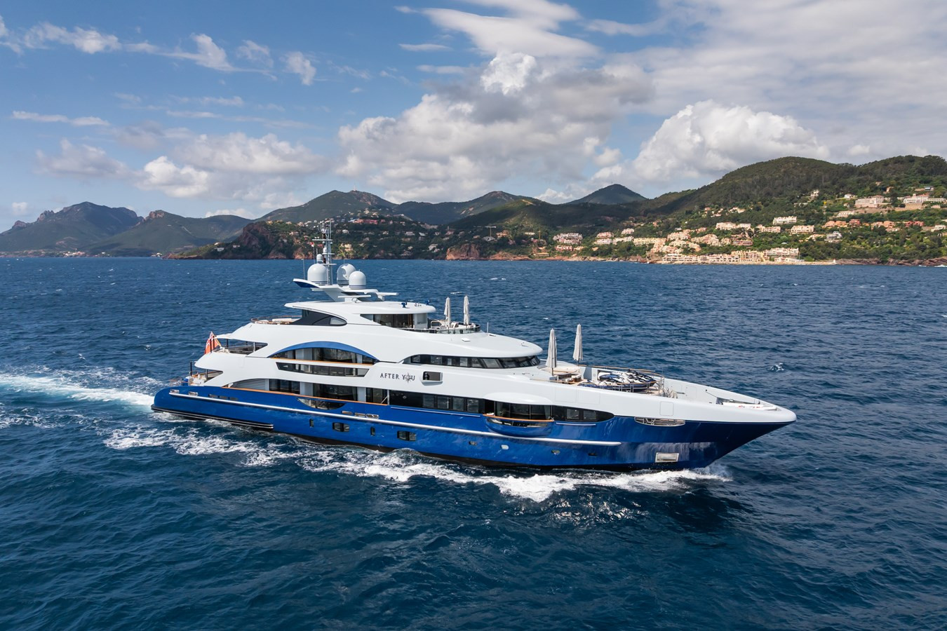 https://arconyachts.ams3.digitaloceanspaces.com/56223/conversions/large_4686063-optimize.jpg