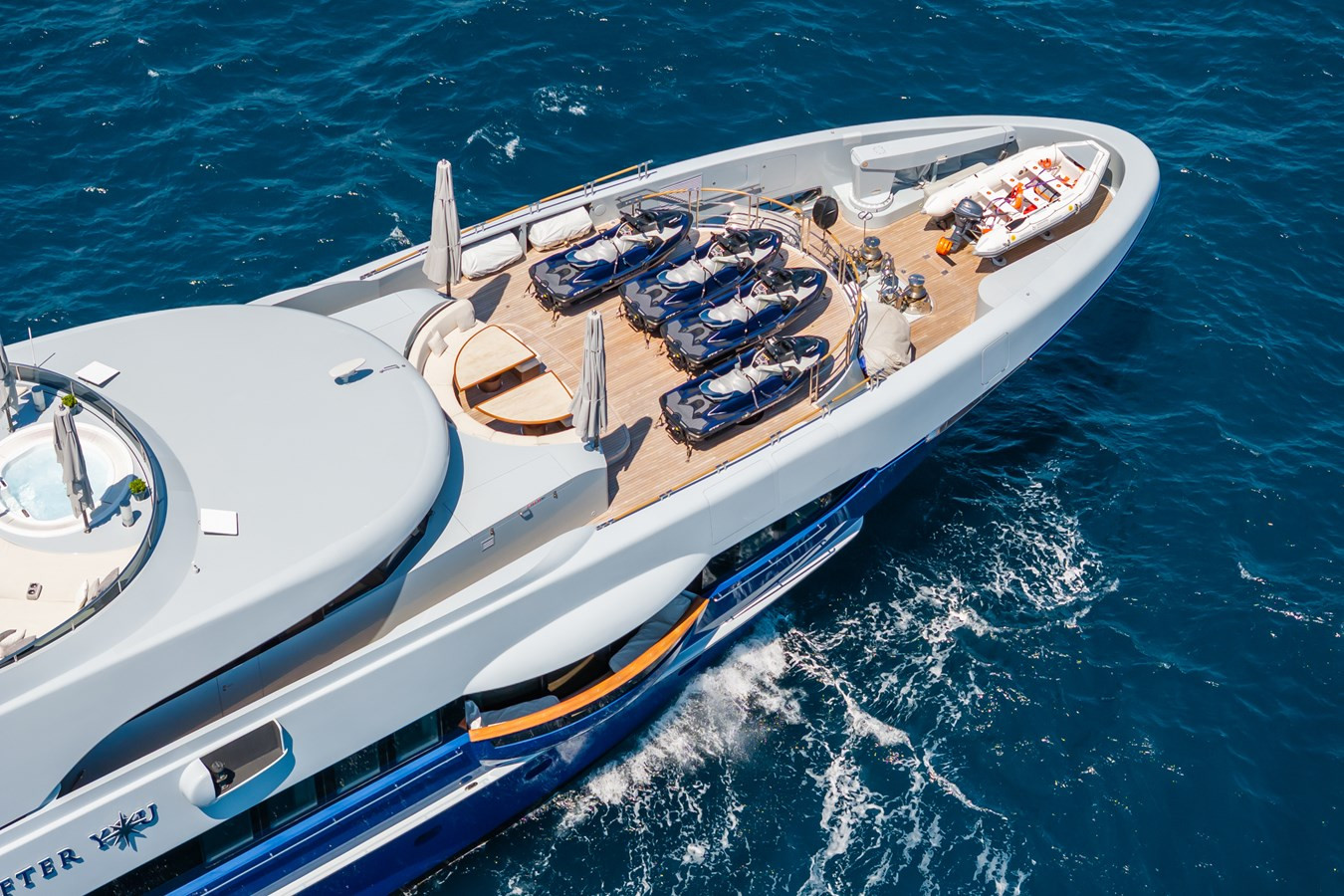 https://arconyachts.ams3.digitaloceanspaces.com/56262/conversions/large_4686083-optimize.jpg