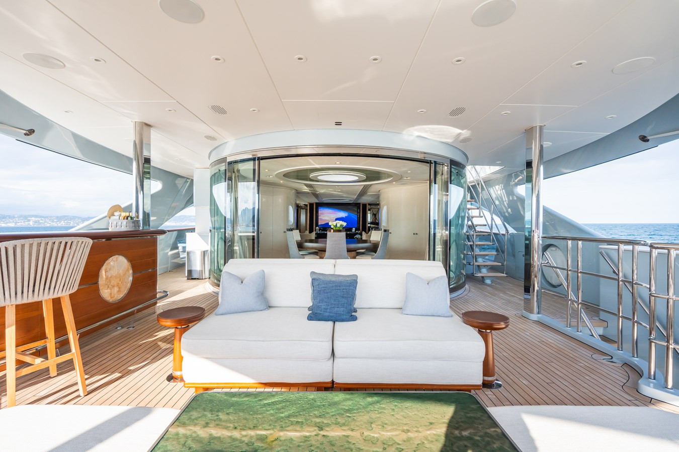 https://arconyachts.ams3.digitaloceanspaces.com/56305/conversions/large_4686086-optimize.jpg