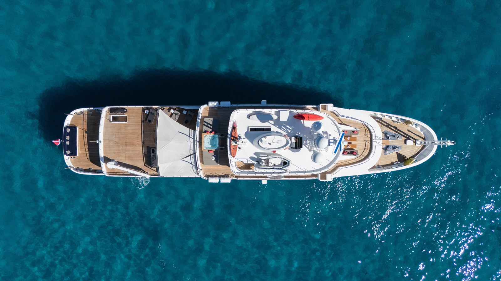 https://arconyachts.ams3.digitaloceanspaces.com/57031/conversions/large_4810351-optimize.jpg