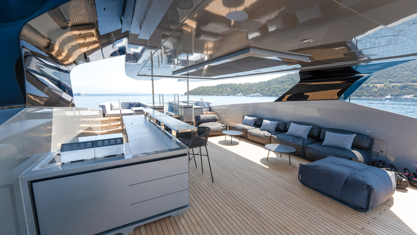 https://arconyachts.ams3.digitaloceanspaces.com/57337/conversions/large_4534340-optimize.jpg
